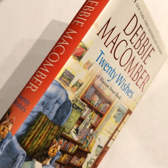 ⭐️3 for $15⭐️ Hardcover | Twenty Wishes by Debbie Macomber - Picture 3 of 4
